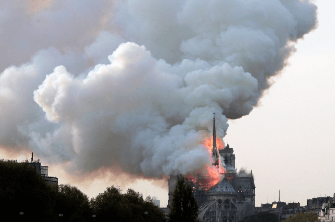Foto: Fuego en Notre Dame,15 de abril de 2019, París, Francia