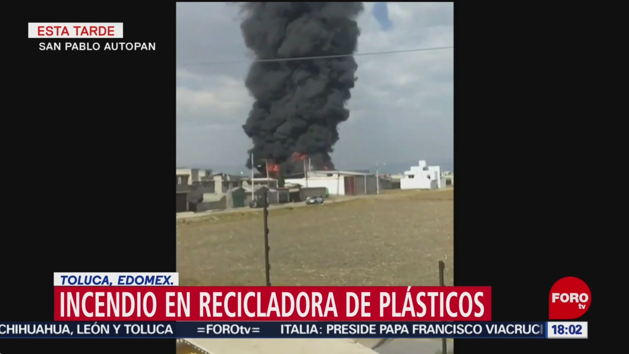 FOTO: Fuerte incendio afecta fábrica recicladora de plásticos en Toluca, 20 ABRIL 2019