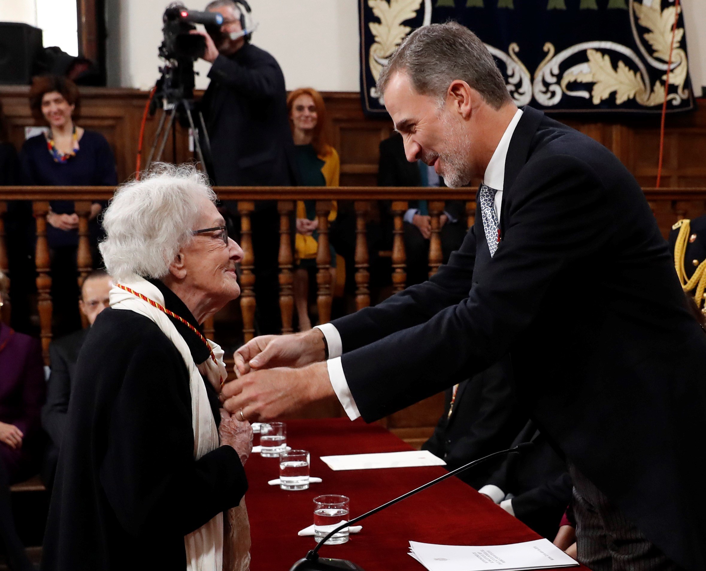 FOTO Ida Vitale, poeta uruguaya, recibe el Premio Cervantes 2019 23 abril