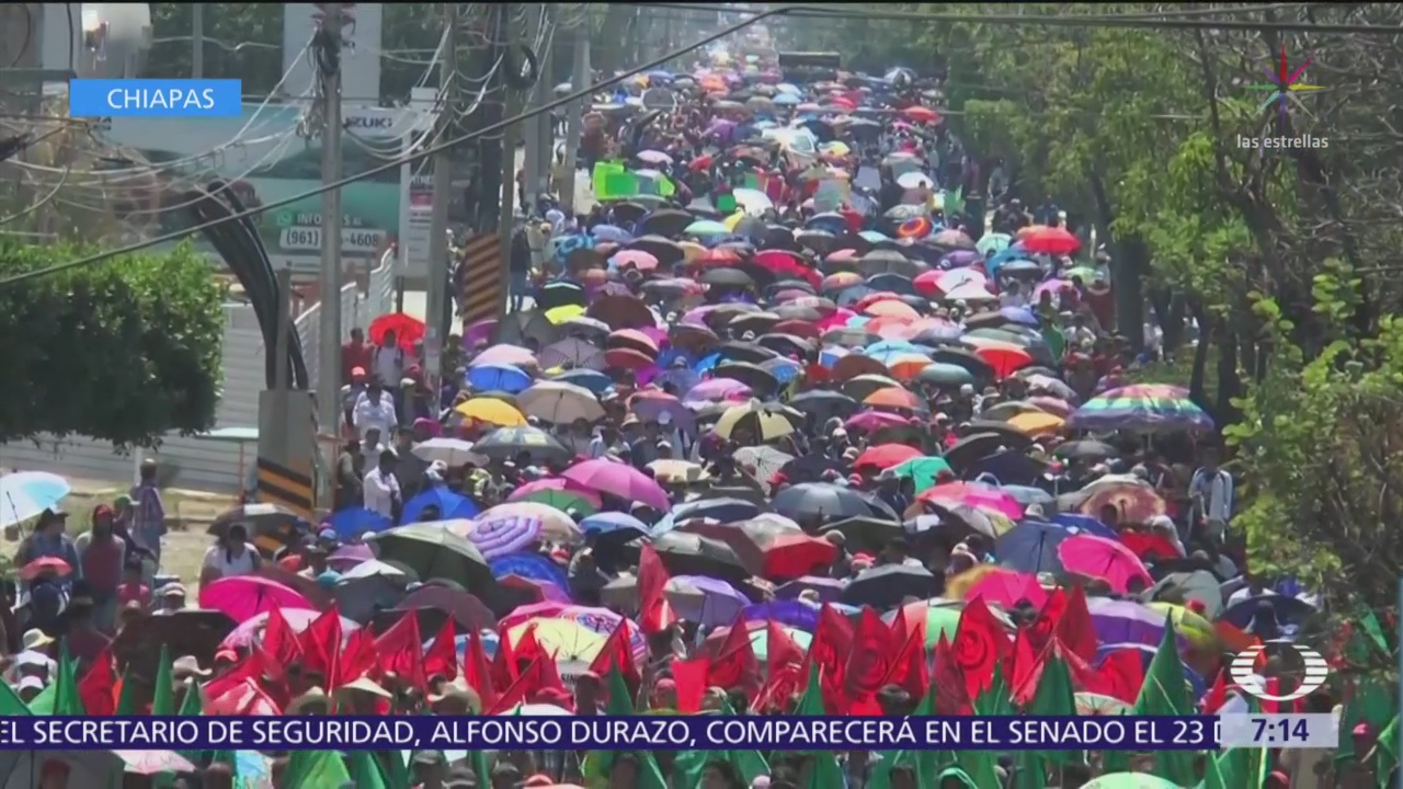 Integrantes de CNTE marchan en varios estados para recordar a Zapata