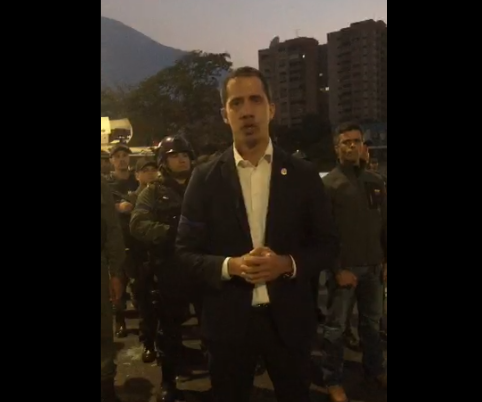 Juan Guaidó convoca a venezolanos a las calles contra Maduro