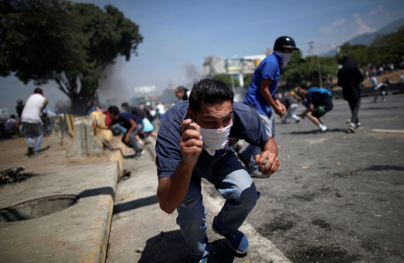 Foto Llaman a leales de Maduro evitar derramamiento de sangre 30 abril 2019
