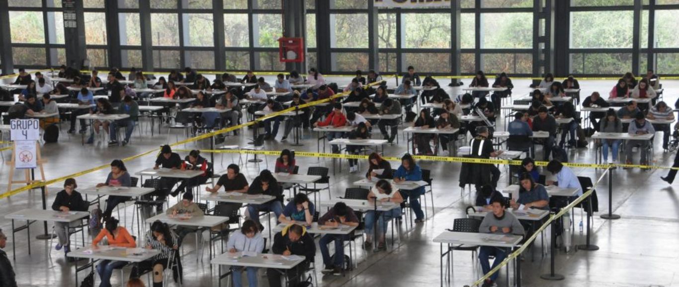 Los 4 jóvenes con mejor puntaje en examen de la UNAM