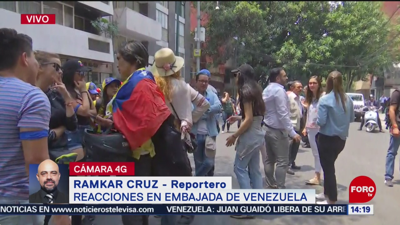 Foto: Manifestaciones frente a la embajada de Venezuela