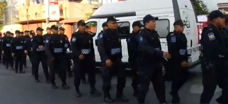 Más de 8 mil policías resguardan 'La Pasión de Cristo' en Iztapalapa