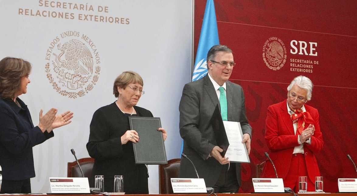 FOTO México y la ONU firman acuerdo para apoyar Comisión del caso Ayotzinapa (@SRE_mx 8 abril 2019 cdmx)