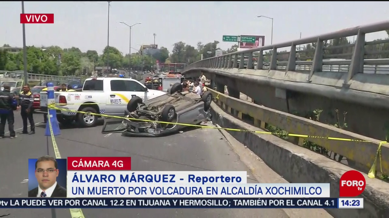FOTO: Muere una persona en volcadura en Periférico a la altura de la México Xochimilco, 21 ABRIL 2019