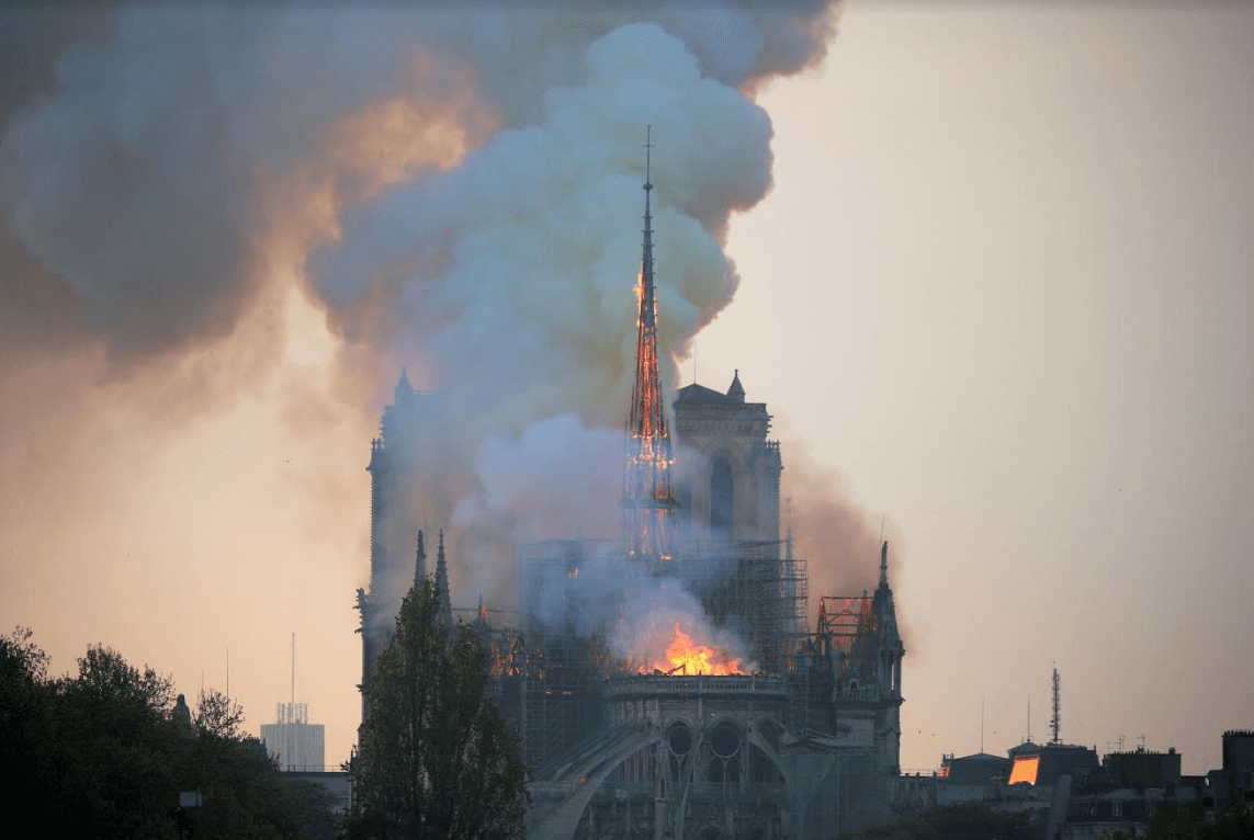 Foto: Incendio en la Catedral de Notre Dame, París, 15 de abril de 2019, Francia