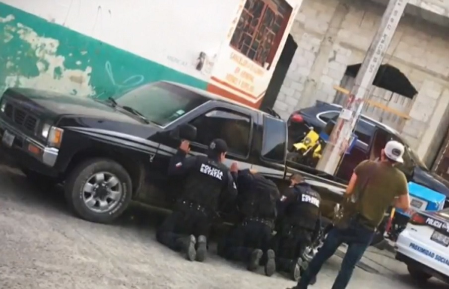 Con miedo, así viven los habitantes de Nuevo Necaxa tras secuestro de policías