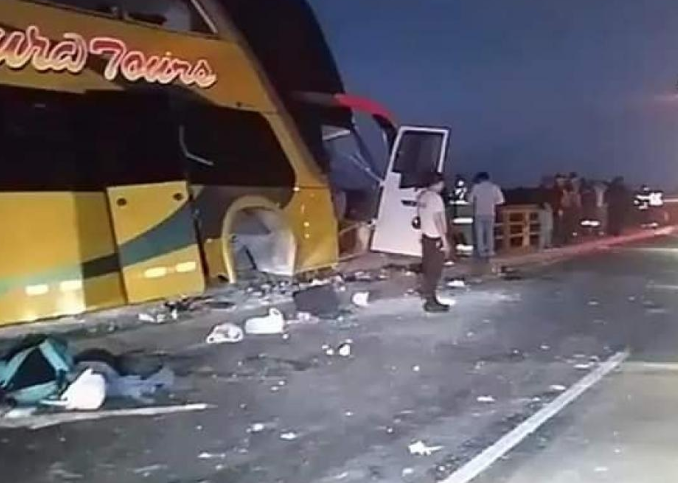 Foto: Se accidenta autobús con seguidores de Alan García, 19 de abril de 2019, Perú