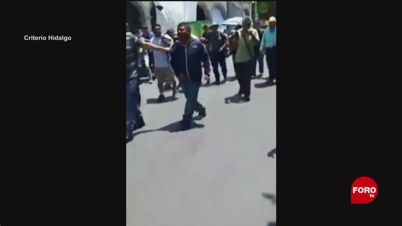 Foto: Pobladores de Ixmiquilpan golpean a presunto asaltante