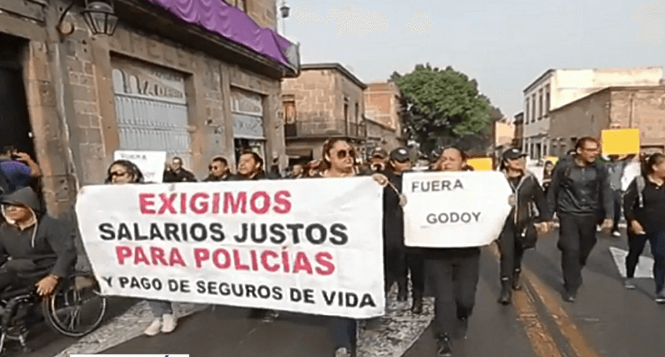 FOTO Policías de Michoacán protestan por mejores condiciones laborales (Noticieros Televisa 29 abril 2019)