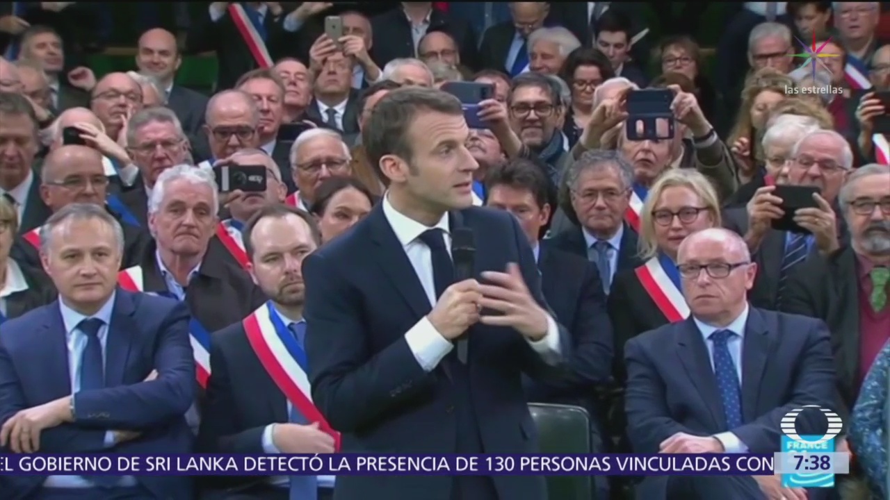 Presidente de Francia anuncia rebaja en impuesto sobre la renta