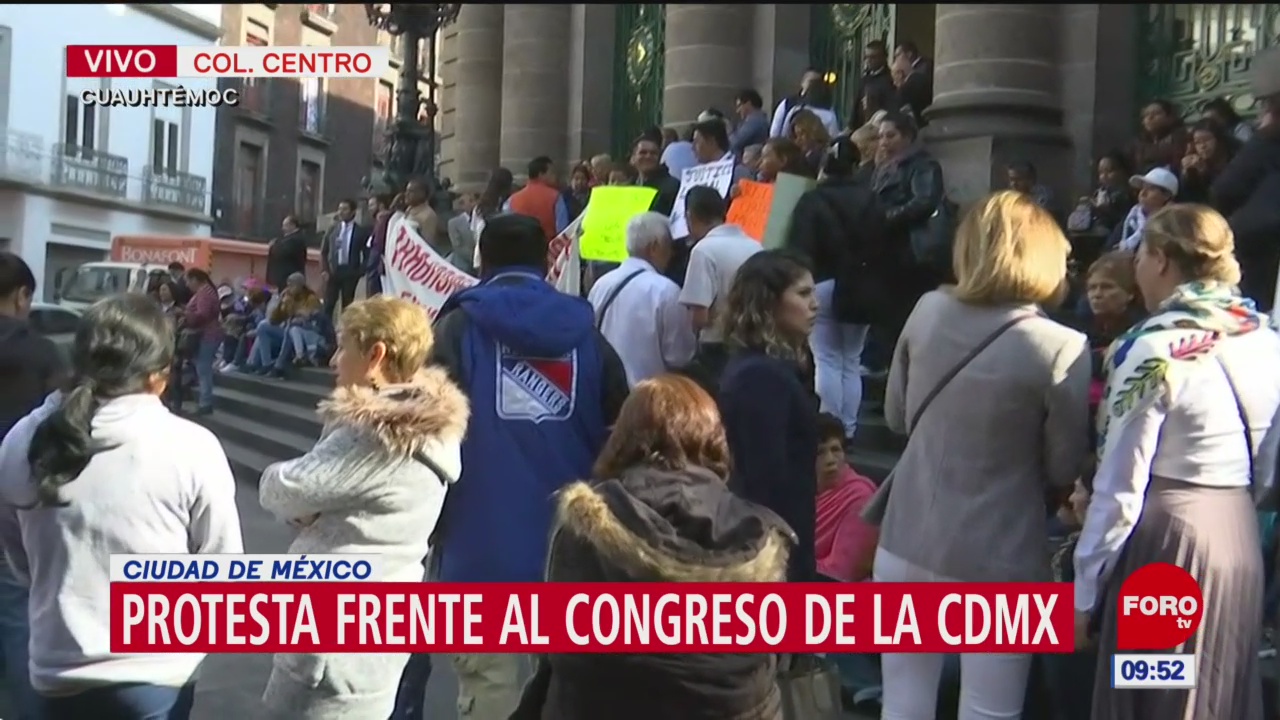 Protestan frente a Congreso CDMX; exigen recursos para viviendas