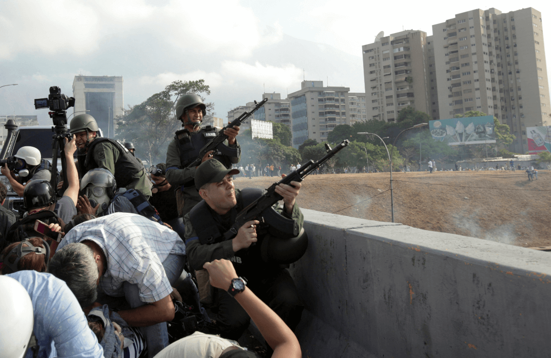 Foto: Soldados se rebelan contra el gobierno de Maduro, 30 de abril de 2019, Venezuela
