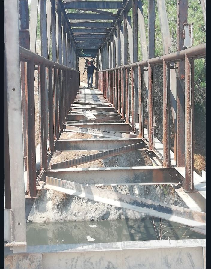 Piden retirar ‘puente de la muerte’ en Ecatepec
