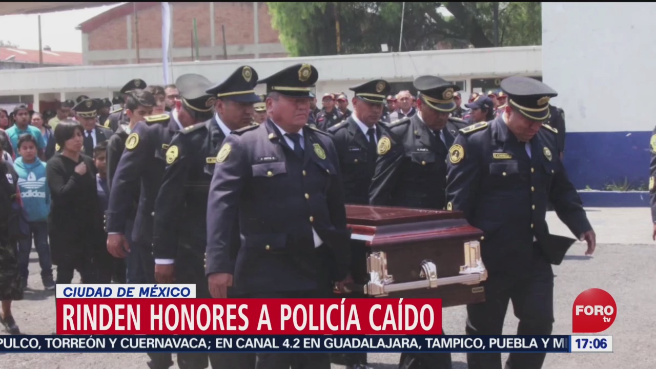 FOTO: Rinden honores a policía fallecido en alcoholímetro en CDMX, 14 de abril 2019