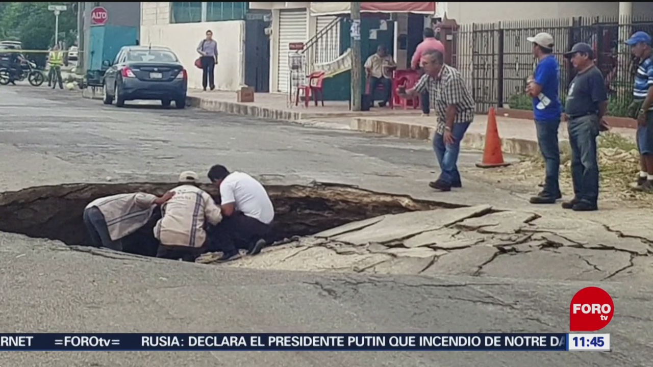 Se abre socavón en calles de Mérida, Yucatán