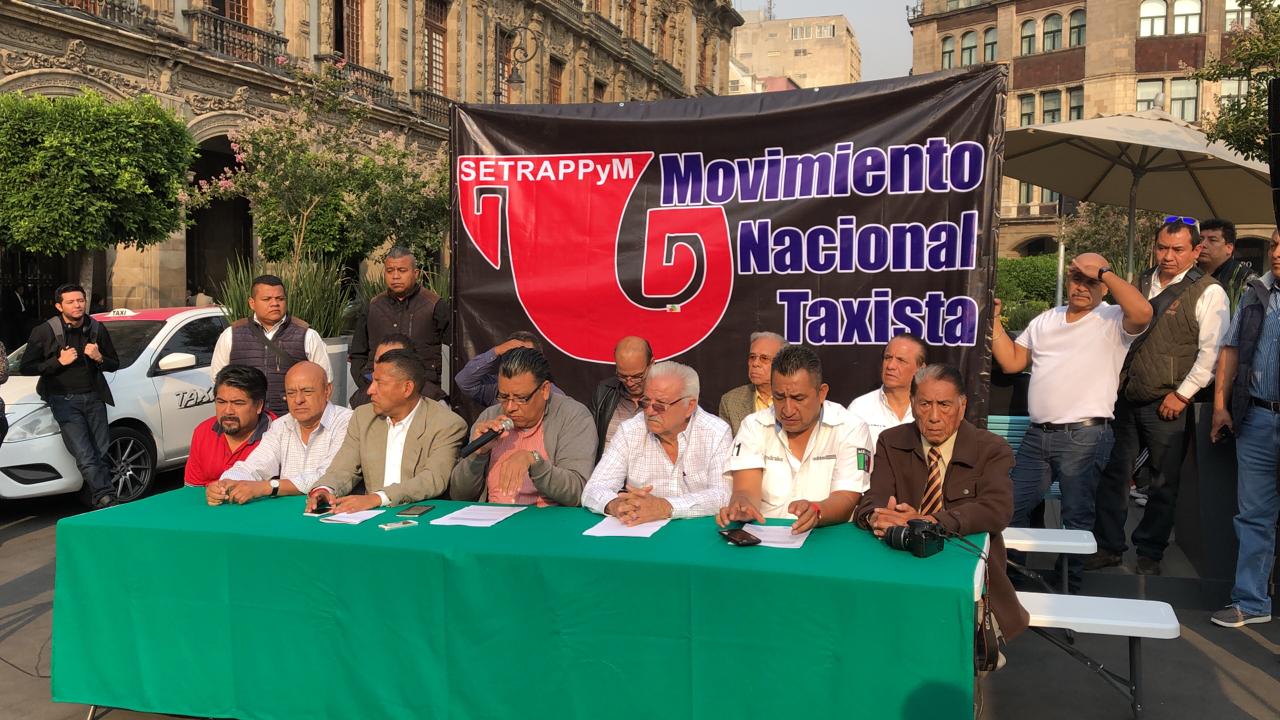 FOTO Taxistas protestan contra apps, anuncian paro y bloqueos para el 3 de junio (Noticieros Televisa 29 abril 2019 cdmx)