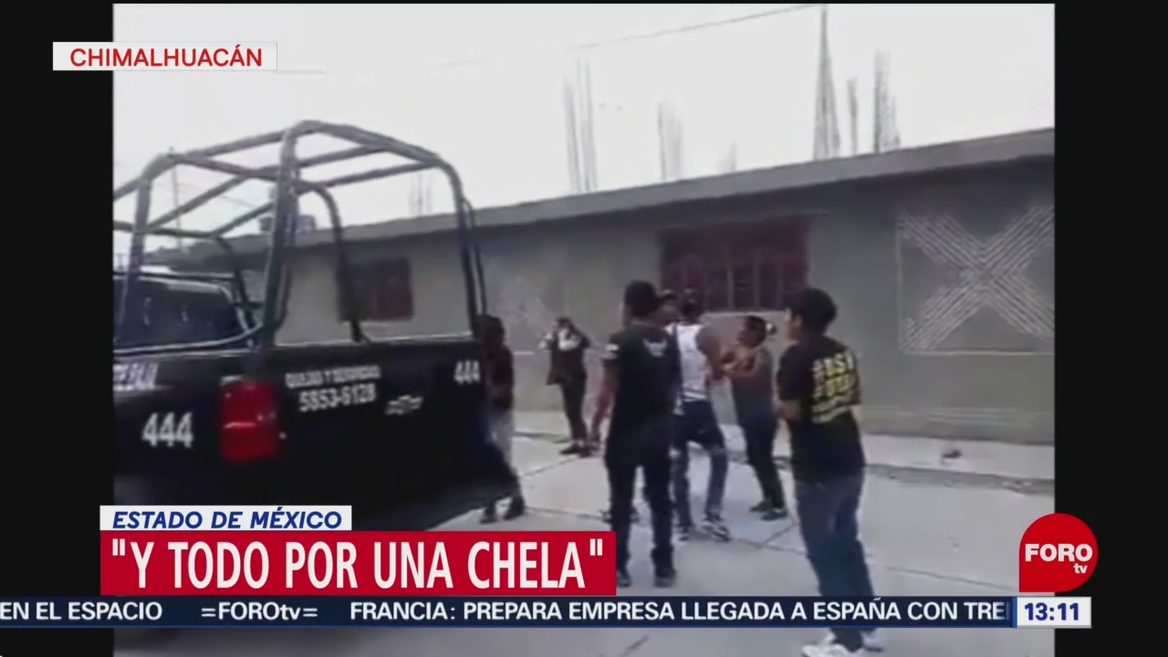 Foto: Vecinos Chimalhuacán Golpean Policías No Dejarlos Tomar Cerveza 3 Abril 2019