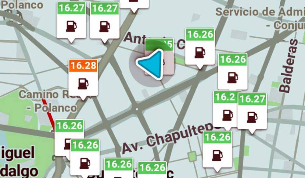 Waze permite ver cuáles son las gasolineras más cercanas y muestra el precio del litro (Waze:Captura)
