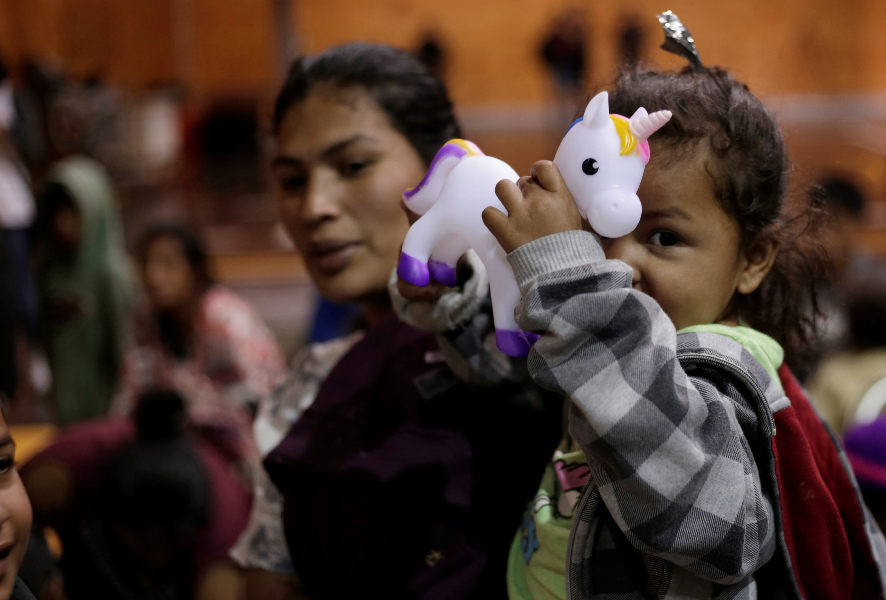 Muere niña guatemalteca en custodia de autoridades migratorias de México