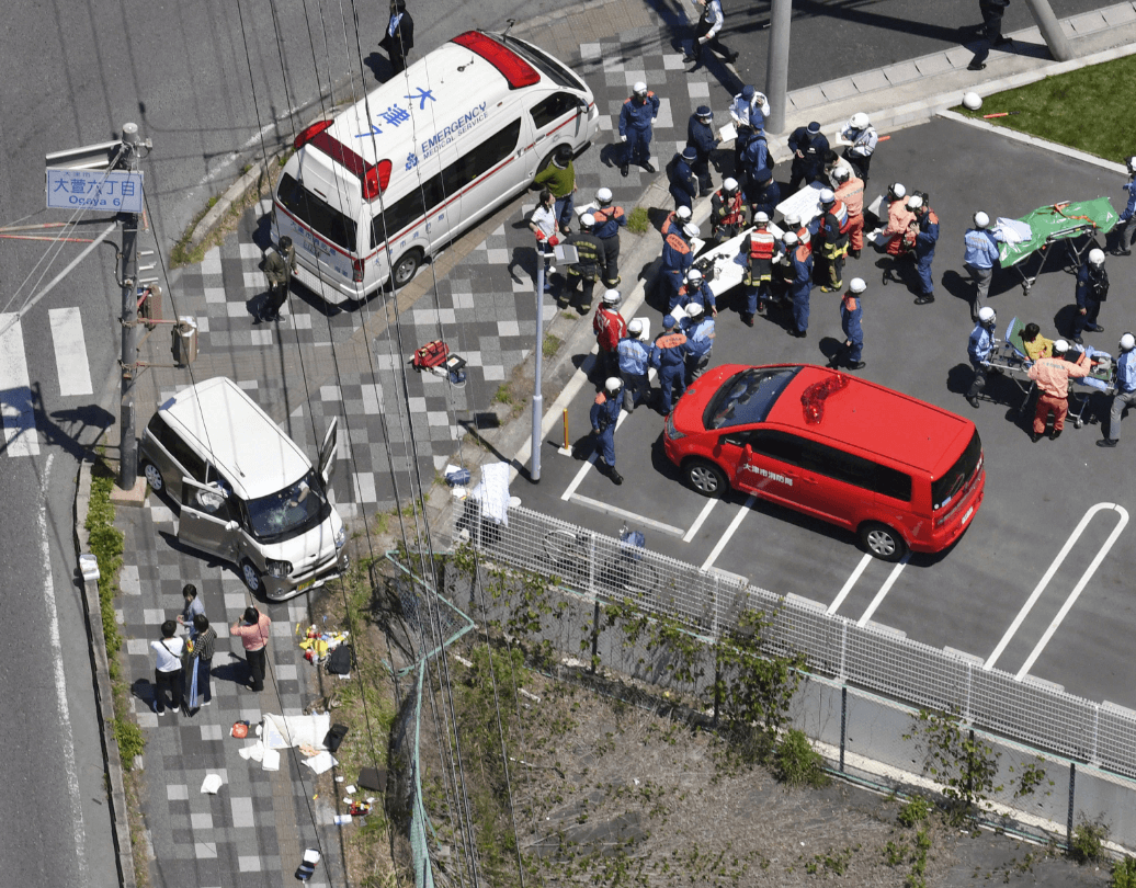 Mueren dos niños durante atropellamiento de varios menores en Japón