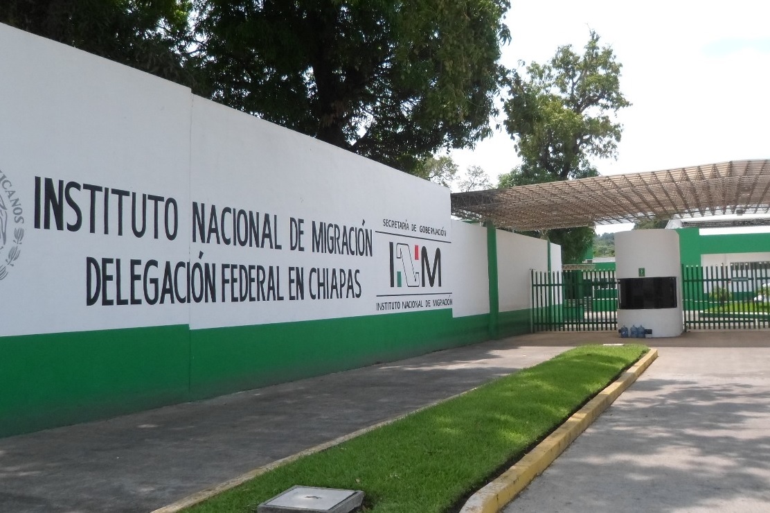 Oficina de INM en Chiapas reabre tras motín de migrantes cubanos