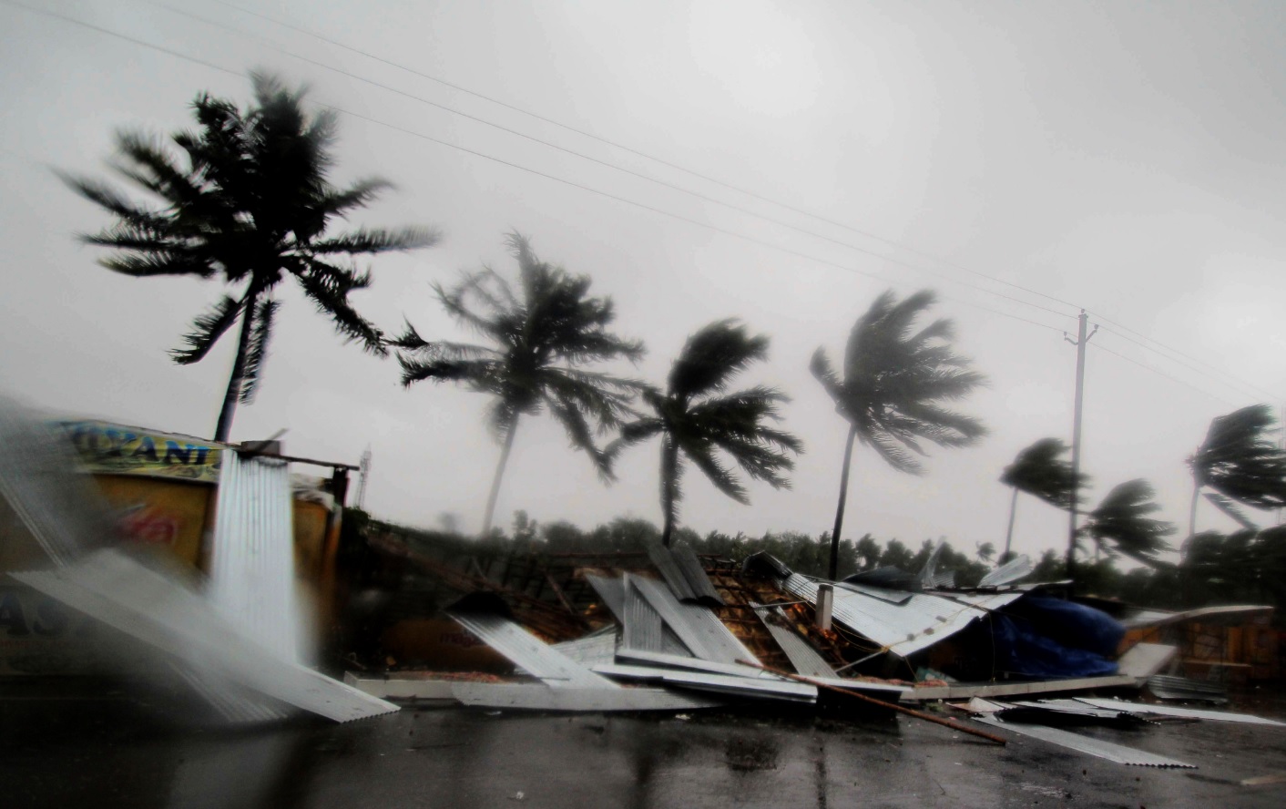 Ciclón Fani toca tierra en la India; es 'extremadamente severo'