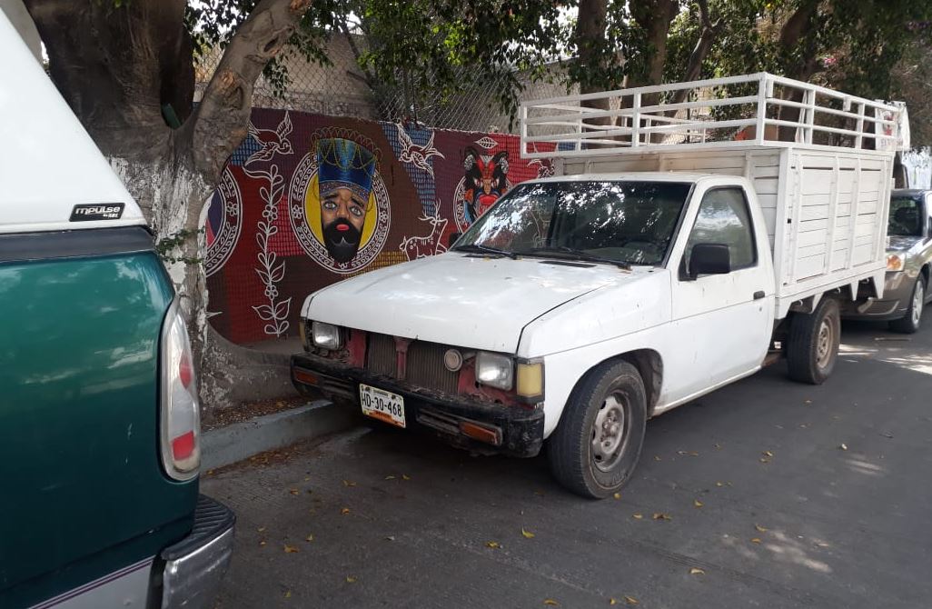 Abandonan 8 cuerpos dentro de una camioneta en Chilpancingo, Guerrero