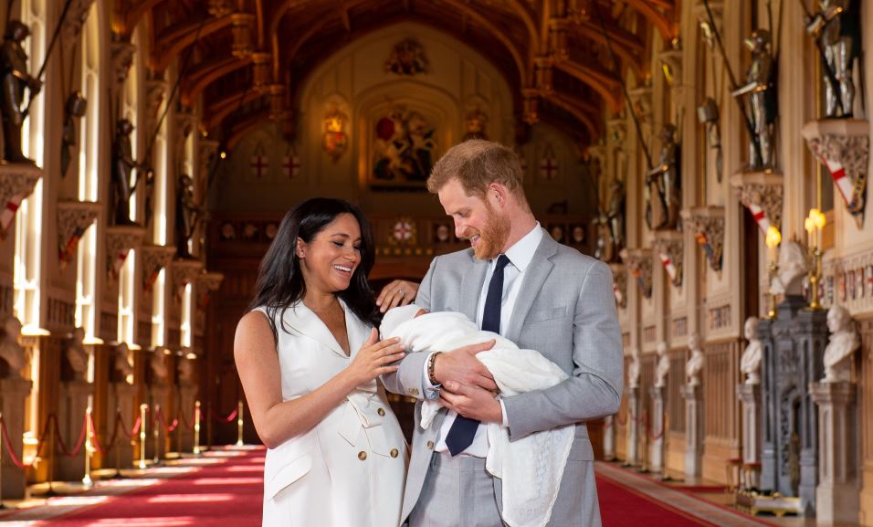 Foto Duques de Sussex presentan a su primer hijo en Windsor 8 mayo 2019