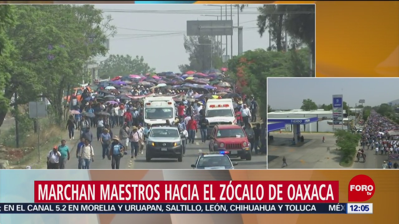 En Oaxaca, maestros marchan hacía zócalo de la capital