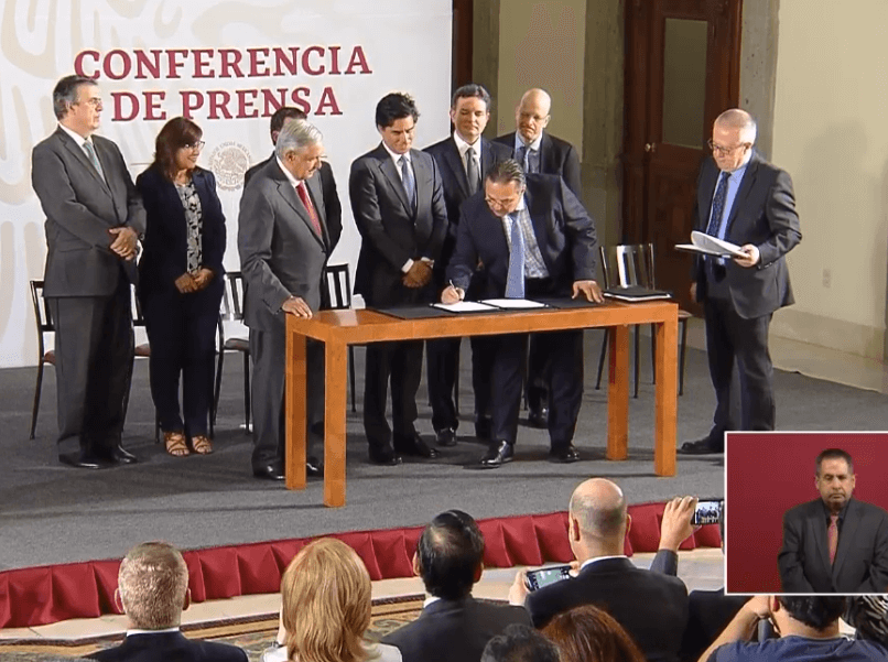 Foto: Firma del acuerdo para refinanciar ar Pemex, 13 de marzo de 2019, Ciudad de México