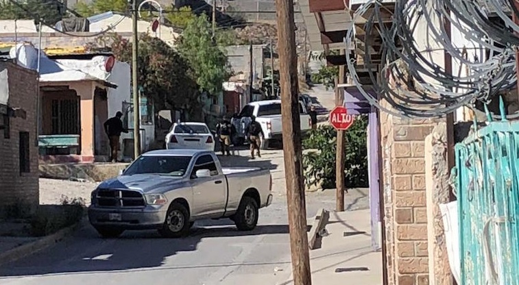 Foto; hallan fosas tras cateos en Ciudad Juárez, 24 de mayo 2019. Twitter @PuenteLibre