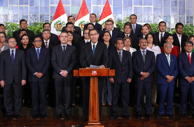 Foto: El presidente de Perú, Martín Vizcarra, ofrece un mensaje a la nación desde el Palacio de Gobierno en la ciudad de Lima. El 29 de mayo de 2019