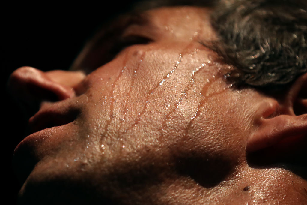 Foto: El rostro de Beto O'Rourke, representante del Senado de Estados Unidos, cubierto de sudor durante un mitin en Houston, Texas. El 5 de noviembre de 2018