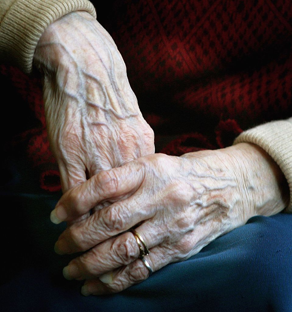 foto Mujer de 102 años mata a su compañera de asilo de 92 4 de abril de 2006