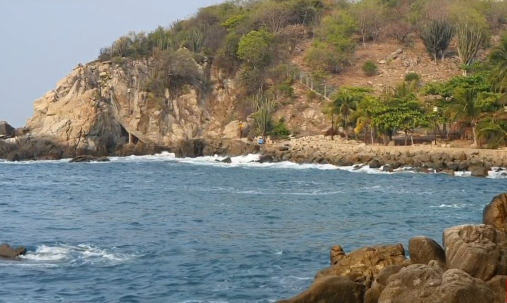 Rescatan cuerpo de turista que se ahogó en Puerto Escondido, Oaxaca