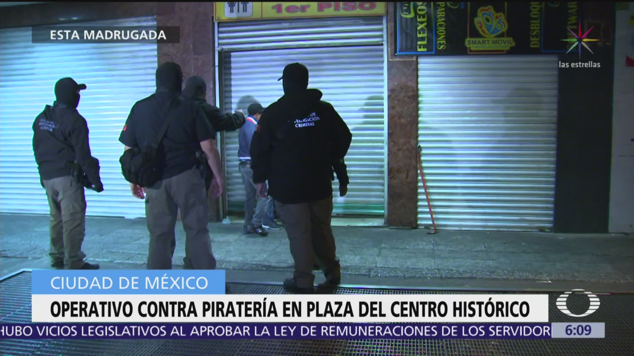 Operativa contra piratería en plaza del Centro Histórico, CDMX