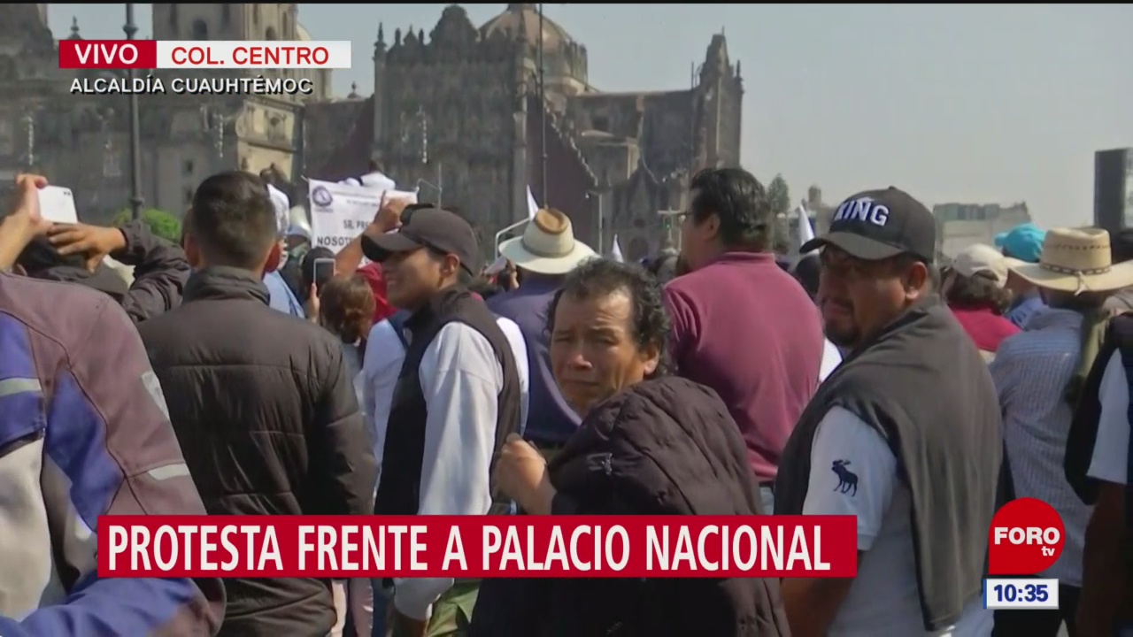 Recolectores de residuos se manifiestan frente a Palacio Nacional