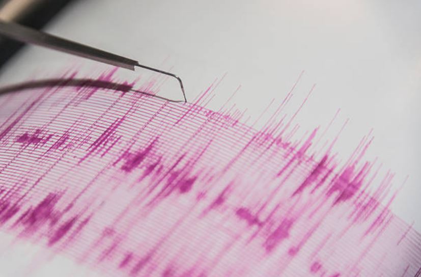 Sismo de magnitud 6.8 en El Salvador provoca alerta de tsunami