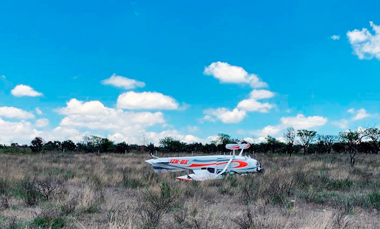 Avioneta aterriza de emergencia en Querétaro, se dirigía a Michoacán