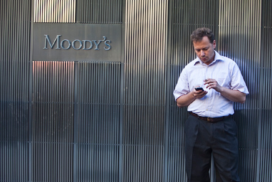 Calificadora Moody's cambia perspectiva de Pemex a negativa