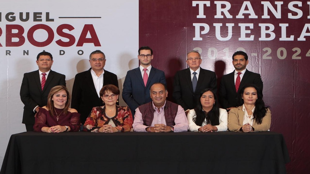 Miguel Barbosa anuncia a su equipo de transición, en Puebla