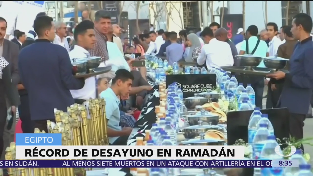 Egipto impone récord con mesa más grande de Ramadán