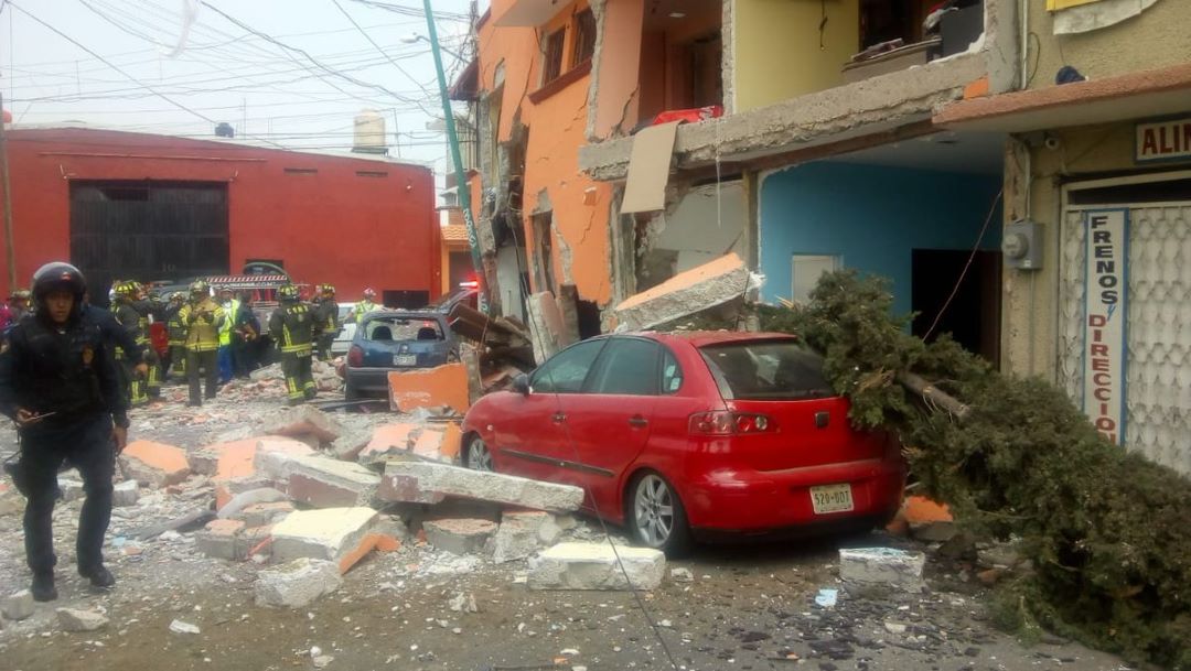 Foto Explosión en Iztacalco dentro de casa por acumulación de gas 26 junio 2019