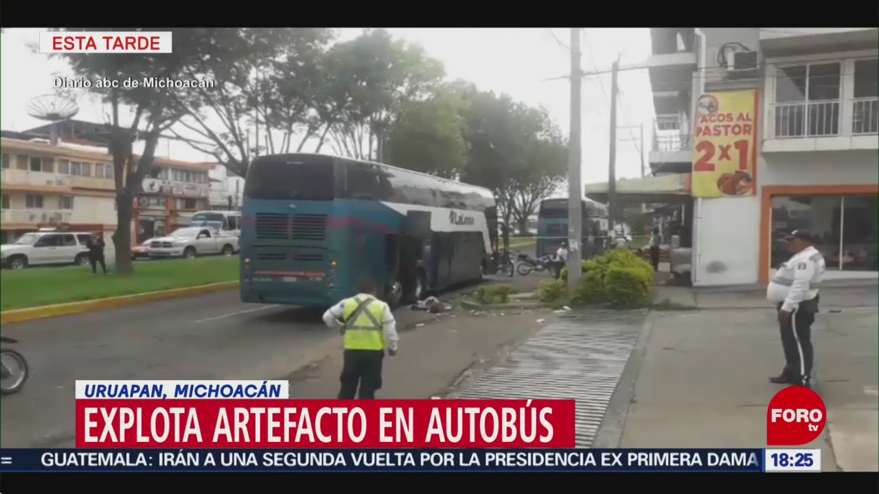 FOTO: Explota artefacto dentro de autobús, en Michoacán