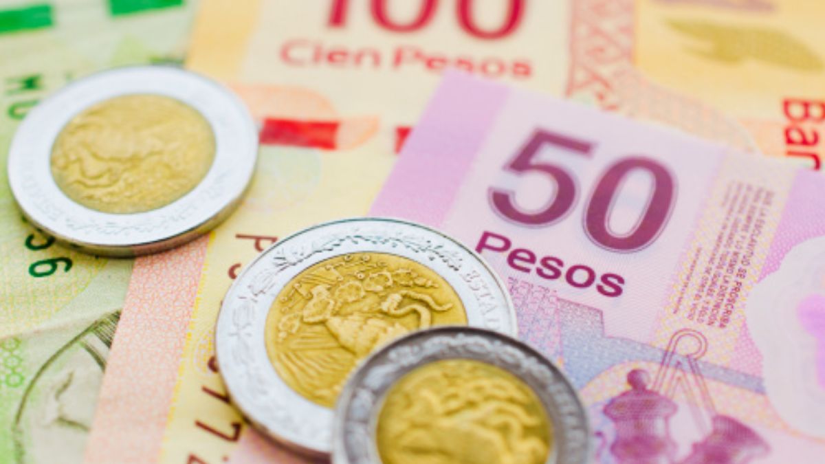Foto: Monedas y billetes mexicanos
