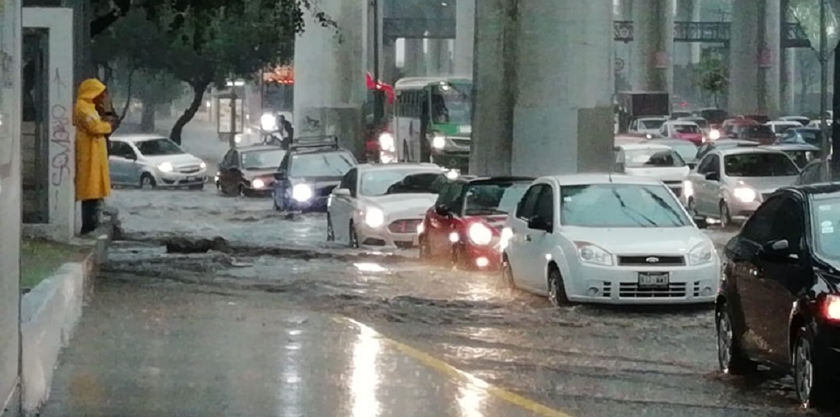 Lluvia colapsa Ciudad de México; el sur fue la zona más afectada