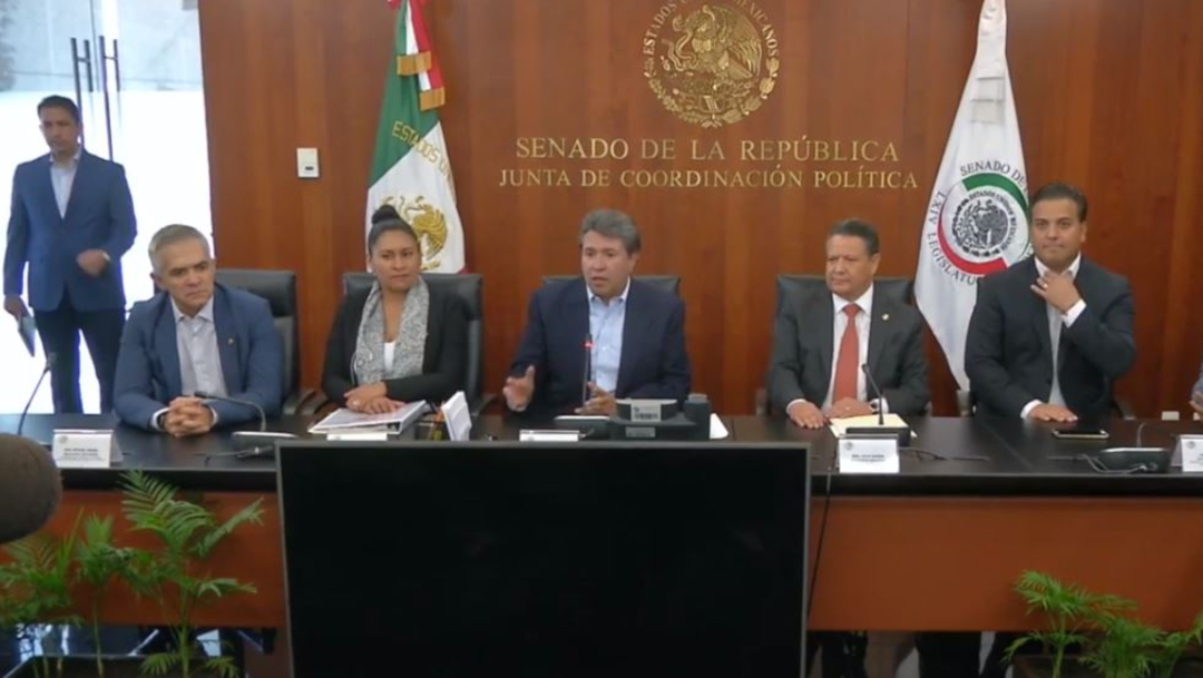 Foto: Ricardo Monreal, coordinador de los senadores de Morena, asegura que esta ley permitirá combatir al crimen organizado, el 29 de junio de 2019 (Senado de la República)